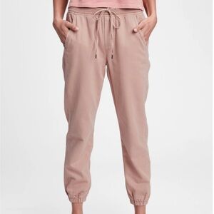 Gap Ribbed Pull-On Joggers with Washwell